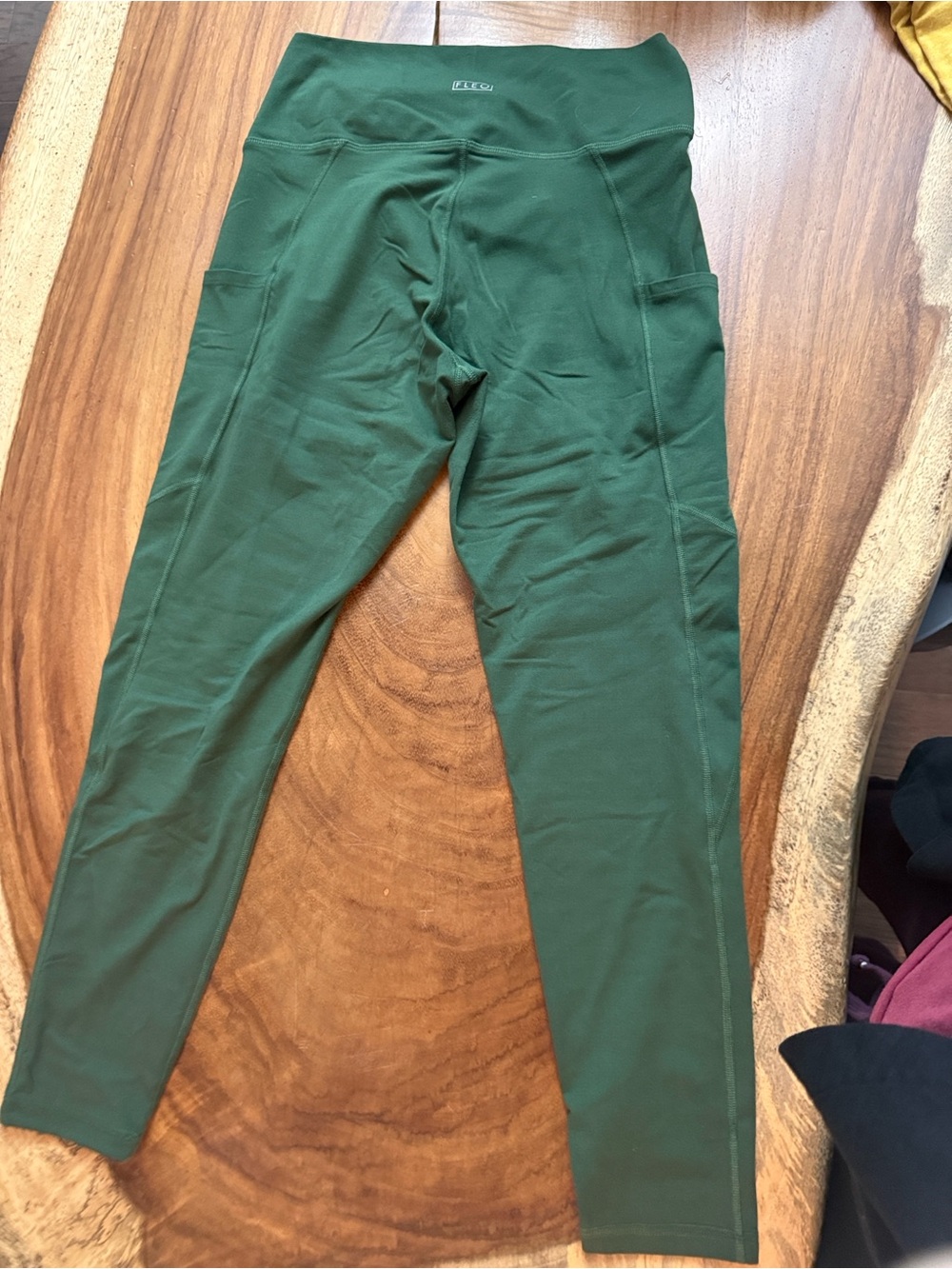 FLEO women’s  High-Waist Green Leggings with Side Pockets